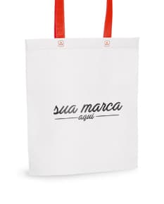 Kit queijo 3 peças - Conjunto de utensílios em aço inox e madeira, perfeito para servir queijos em grande estilo. Com design retrô e elegante, esse set é ideal para momentos especiais. Acompanha faca, espátula e garfo em uma tábua redonda de madeira. A peça perfeita para os amantes de queijos!