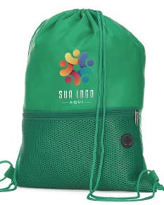 Sacola mochila em couro sintético preto - elegante e versátil, ideal para o seu dia a dia. Com fecho de fivela retrô e alças ajustáveis, é o acessório perfeito para quem busca estilo e praticidade. Fabricada em material resistente e seguro, é a opção ideal para transportar seus objetos com conforto. Adquira já a sua e garanta o máximo de proteção e estilo em suas atividades diárias!