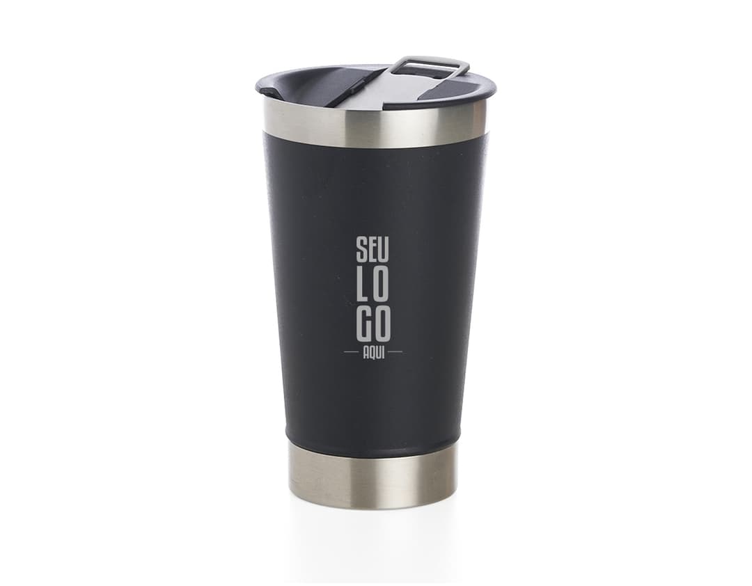 Copo térmico 500ml com abridor - o acessório perfeito para manter sua bebida na temperatura ideal por mais tempo! Feito em material plástico reciclável, isolado para conservar o calor ou o frio. Ideal para usar em viagens, no trabalho ou em casa. Prático e funcional, este copo térmico é um item essencial para quem busca praticidade e qualidade. Adquira já o seu e mantenha sua bebida preferida sempre fresca! Ideal para presentear e personalizar com a sua marca.