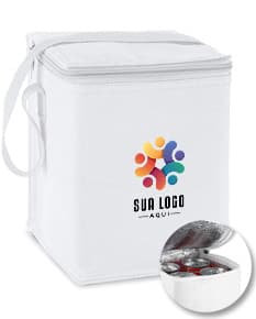 Bolsa Térmica de Alta Qualidade para Armazenar e Conservar Alimentos e Bebidas. Perfeita para Viagens, Piqueniques e Trabalho. Mantenha seus lanches frescos por mais tempo! Ideal para uso doméstico e empresarial. Feita com materiais duráveis e resistentes. Não perca essa oportunidade e garanta já a sua!