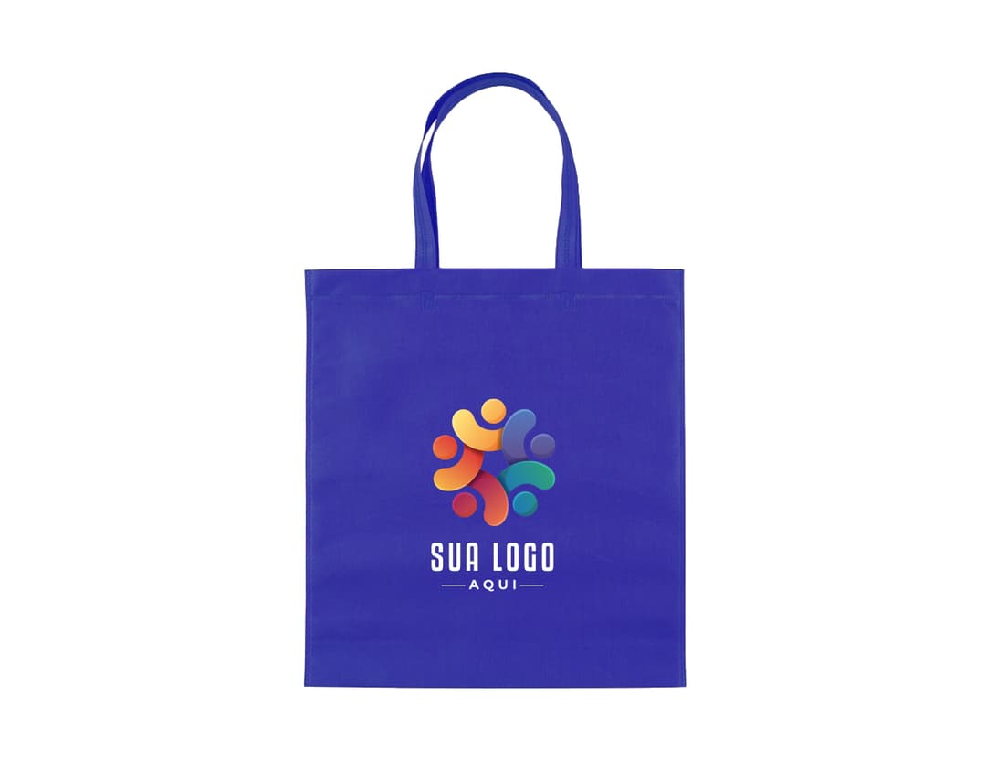 Sacola de compras de estilo boutique, feita de tecido TNT costurado e selado termicamente. O design inclui alça de metal, fecho de segurança, etiqueta de papel e cor amarela brilhante. Ideal para compras no varejo, presente ou proteção de objetos pessoais.