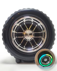 Caixa de som multimídia com luminária - Acesse o futuro da tecnologia musical e iluminação em um só produto! Perfeita para viagens, camping, ou ambiente doméstico, essa caixa de som combina alta qualidade de áudio com design moderno. Ideal para quem busca praticidade, estilo e funcionalidade. Garanta já a sua!