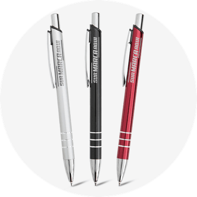 Caneta de metal de alta qualidade para uso no escritório ou na escola. Feita com composição de metal resistente, tinta de qualidade e ponta de metal. Ideal para assinaturas, anotações e escrita em geral. Produto isolado e elegante, perfeito para uso profissional. Adquira já a sua e destaque-se no ambiente de trabalho!